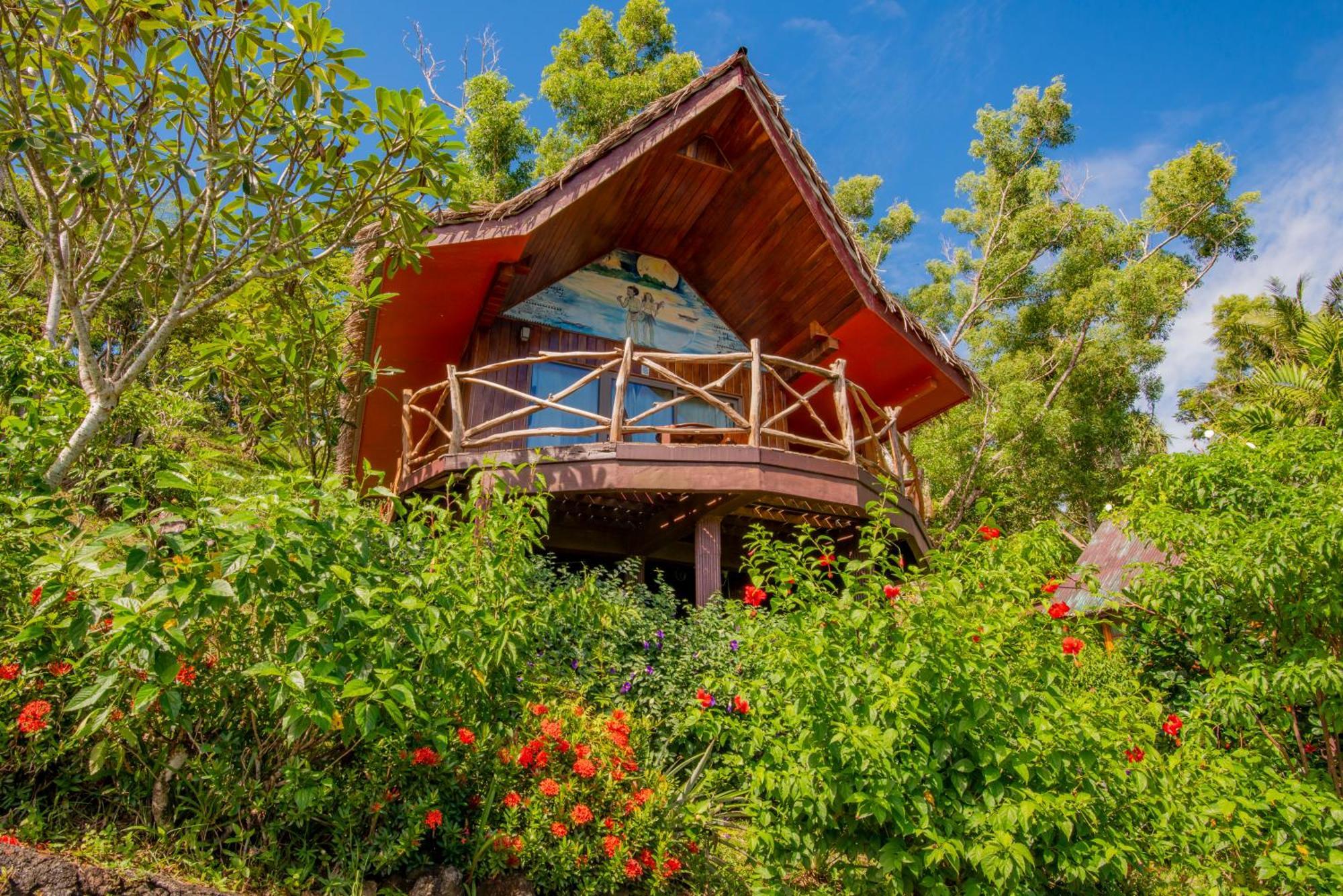 Palau Carolines Resort Koror Exterior photo