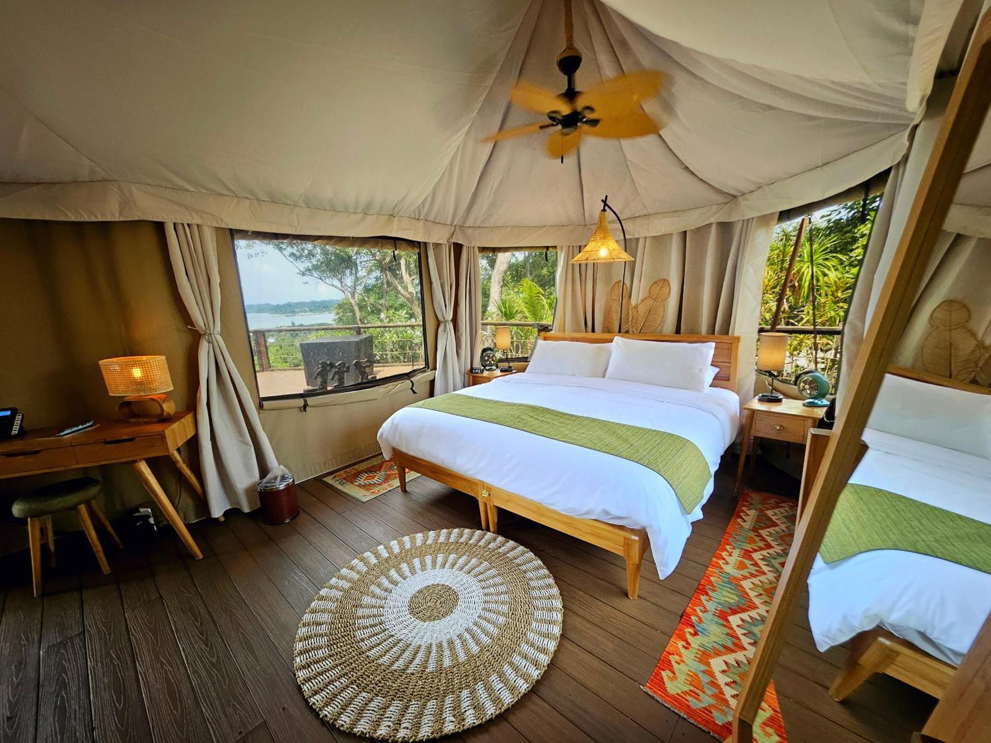 Palau Carolines Resort Koror Exterior photo